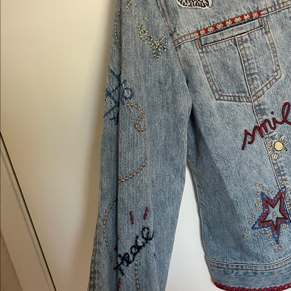 Vintage Chico's Embroidered happy peace smile demin Jacket - Picture 5 of 12